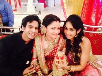 BeVzmJXCcAApb_9 - Karan Mehra and Ankita Lokhande-Nareen and Ankitaxx