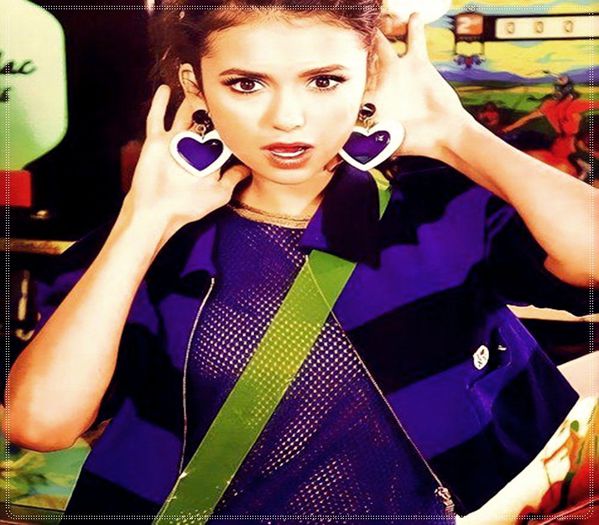 》 click Am auzit eu sau tu mi-ai zis Leana? Daca vrei; sa-mi dai un nume de tarancutza, spune-mi Nuţi =)))))))) #Davina
