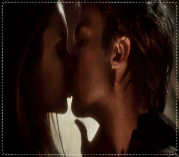 》*il saruta si-l trage usor de par* =)))))