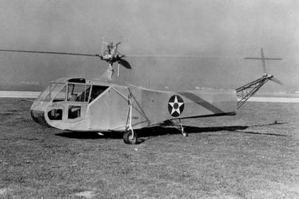 1942 Vought-Sikorsky VS-316A XR-4; primul elicopter militar si totodata primul elicopter produs in serie,creat de  Igor Sikorsky si Michael Gluhareff a zburat la test,timp de 16 ore si a parcurs 1225km
