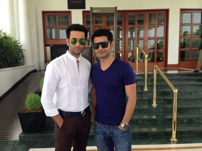 10384356_10152560276876753_5485467786074356097_n; Harshad with Nandish
