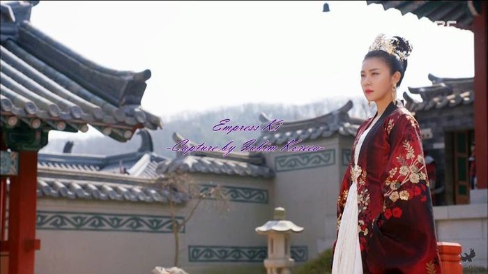 10390445_631845496905626_6981189687923707591_n - Empress Ki