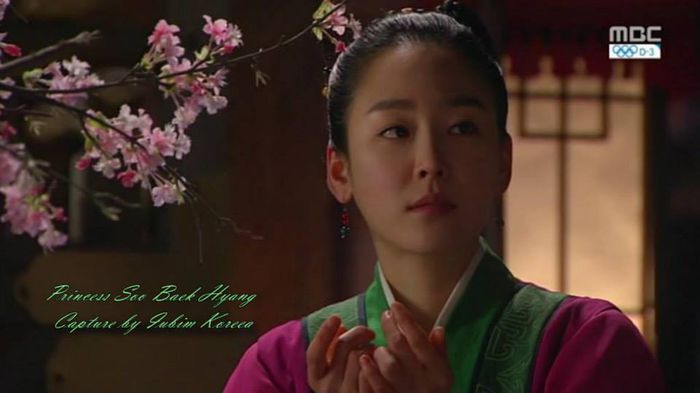 10366299_632437266846449_2899544298977853296_n - Su Baek -Hyang