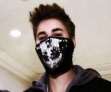 Piei ma?#.C Iubi cum? Tata tu umbli cu asta, e o pana*ama! click; Si la mne se da tata
