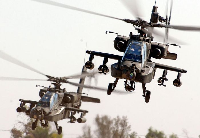 Apache AH-64E - Elicoptere  militare