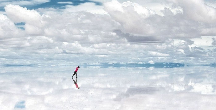 5. Salar de Uyuni, cel mai mare desert de sare din lume, Bolivia