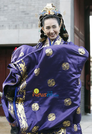 sira09 - Empress Cheon Choo