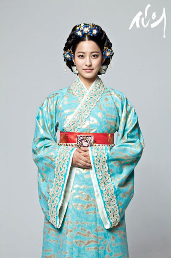 PARK SE YOUNG as Mongol Princess Noguk - Princess Nogoog