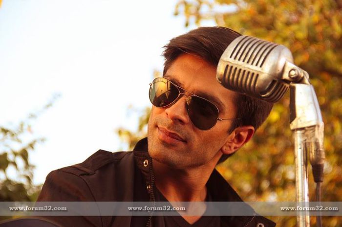 10155040_713480308701991_11624772_n - 15-KSG-Karan Singh Grover
