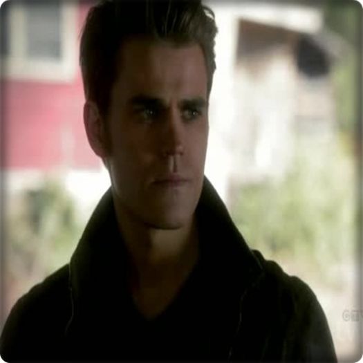 *vine cu o tarabana* Eu ;3 #elena