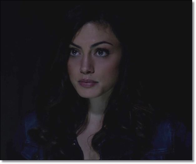 ✿ - *ii da o felie mare de tort* De ieri te asteapta s-o devorezi + Bine,cadanule! Tu cf? click; Pot sa-l coafez eu, doar imi zice Hayley coafeza #fane
