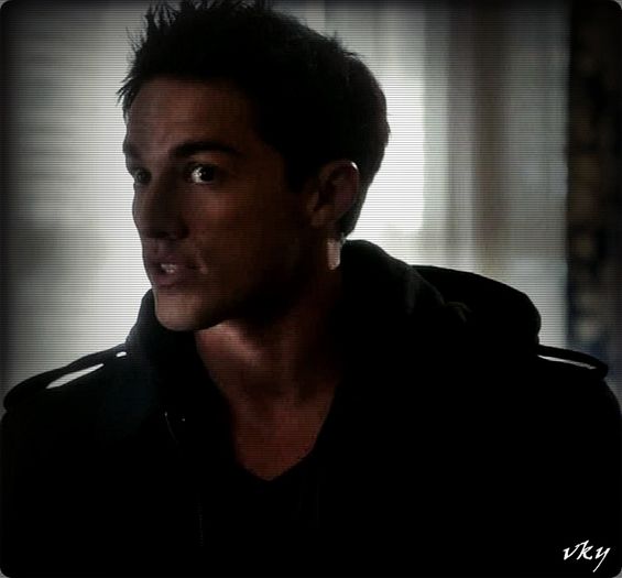#► Baga o dedicatie pentru #Rebekah si #Caroline... Una perversa=)))))))))))) - here - episode 23 - done