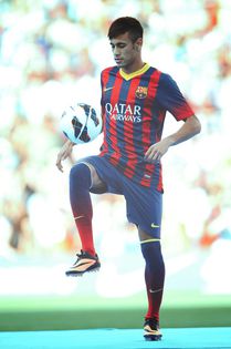 ɳҽყɱαɾ | bine..hai sa jucam *ia nuca de cocos si face cu ea ip . *