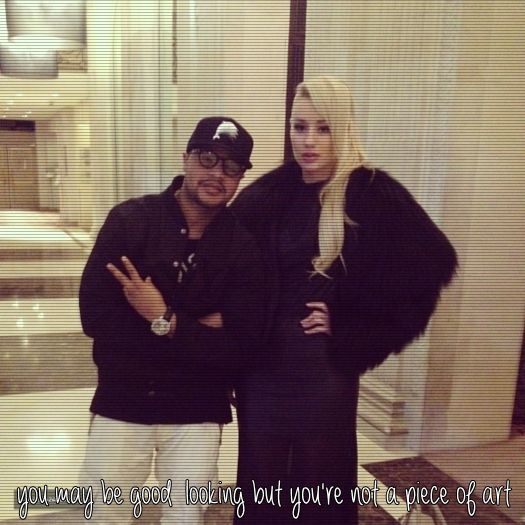♡ cσνєη ♡ *îi prinde de cap și îl mișcă în semn de nu* =))) #neymar - Epii 04 _ Whats my name