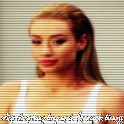 ♡ cσνєη ♡ cl meh, e frum x #neymar; ușor că trezești copilu :))) #adda
