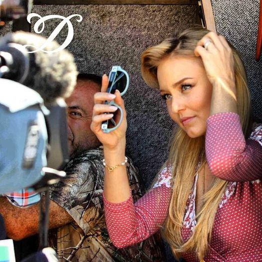 1601398_696328210407783_1062378541_n