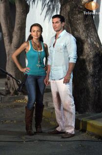 normal__IMG_8055-d3a37662-4693-1030-91f2-0019b9d5c8df-427x640