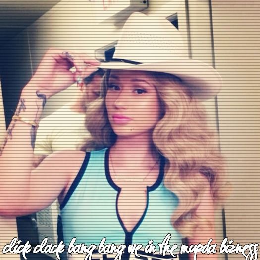 ♡ cσνєη ♡ vă descurcați voi :-j *pleacă după adda*