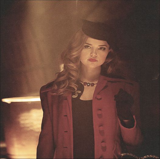 ♡♒ƊєιυυAмєƖƖ☁; e cu mine :P =)) #Ilie