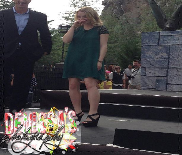 ┊deɴιι┊¤se plimbă p-acolo¤ buuuun, l-am pierdut pe Guţă. X_X