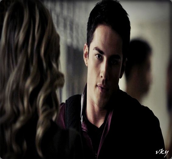#► Ne uitam unu la altu si ne spunem cat de mult ne plictisim...;_?? - here - episode 24 - done