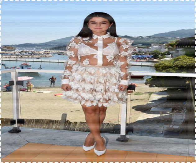 tumblr_n8yivpkZ0V1r81g3ao3_400 - xX_Photocall at Ischia Global Film and Music Festival