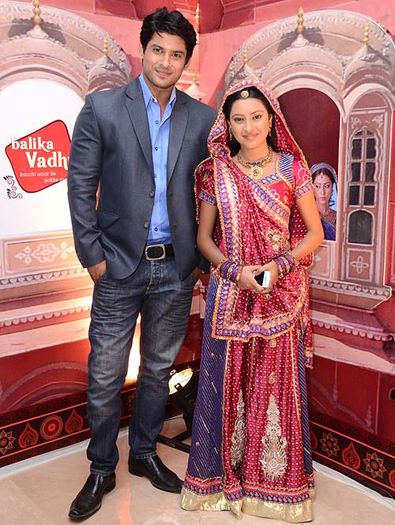 16sd1 - xxPratyusha Banerjee and Siddharth Shukla- Anandi and Shivxx