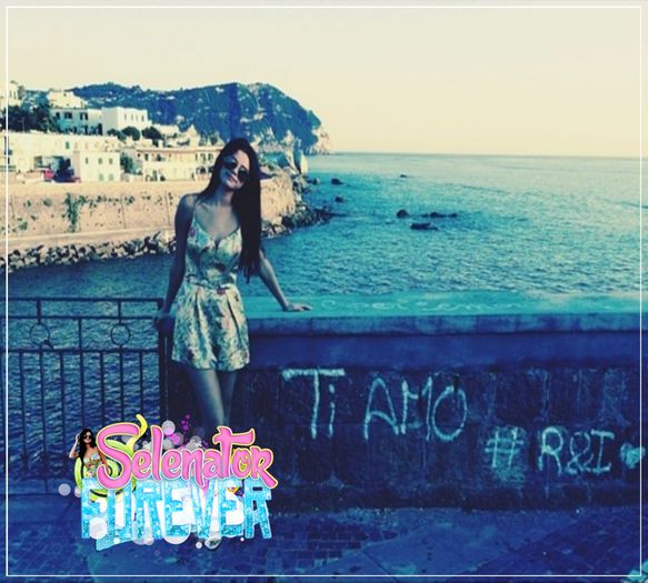❥ Ti amo - x - Instagram Pics with Selena - x7