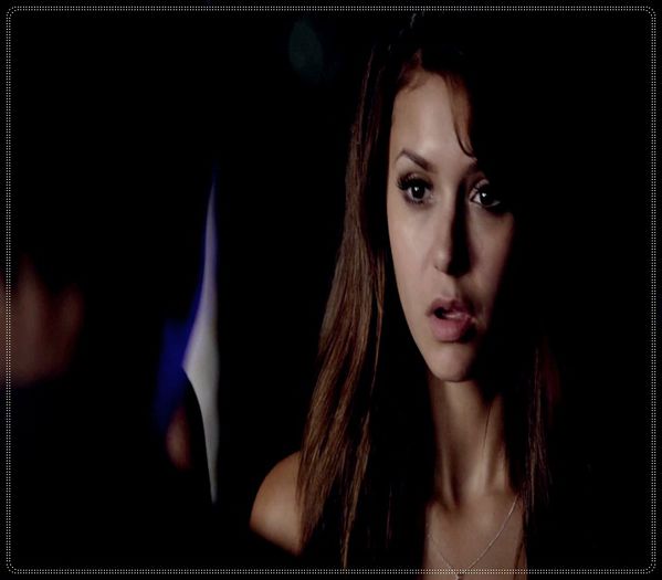 》*se uita ip la ce a facut katic* =))))) Bine tu? *se duce si-l trage inapoi in casa pe tyler*=)))) - Epii 07 _ Unexpected things