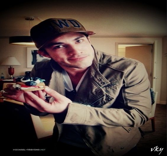 #► Ok=))))#elijah + Las ca io dansezi tu peste 3 ani [cl]; cand o sa ii se faca dor sa te hartuiasca; &gt;=))))#steff|rade|
