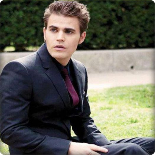 *o saruta pe davina si se opreste uitandu-se la elijah* [click]; Stii...nu trebuia sa aud ca daca te doare pe tine c;;oiu o sa ploua .. la mine se intampla asta cand ma mananca urechea dar....C;;OIU ma? =))))))))))))))))))))))))) + N-am =)) #tyler
