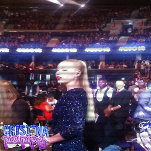 ̶✡ĸαтɴιѕѕ☯ atunci nu știu =( #neymar ; mă chemați când e gata #adda ; *se întinde pe canapea*