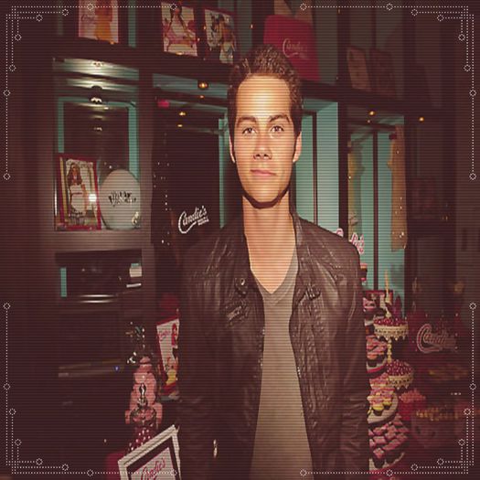 ̷|Ɗ̷̷у̷̷Ɩ̷̷α̷η™| ═► Fox mai este treaza?