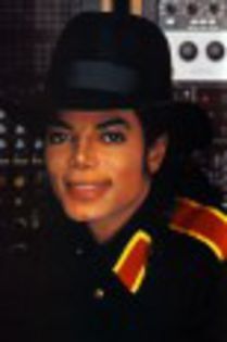 Michael_Jackson_1310738449