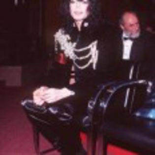 Michael-Jackson-1219992602