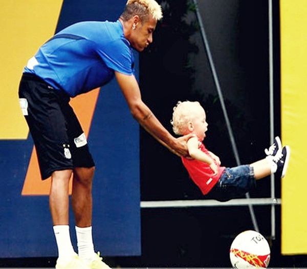 Ｌｉｋｅ ｆａｔｈｅｒ ｌｉｋｅ ｓｏｎ