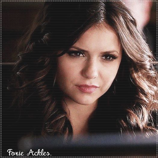 ♡❧`⇒.; numa automobile îți dau eu ție.....-se pune lângă el pe canapea-.