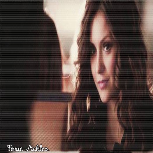 ♡❧`⇒.; să ști că încă sunt supărată pe tine ;;) =))..-pune față seriosă-.