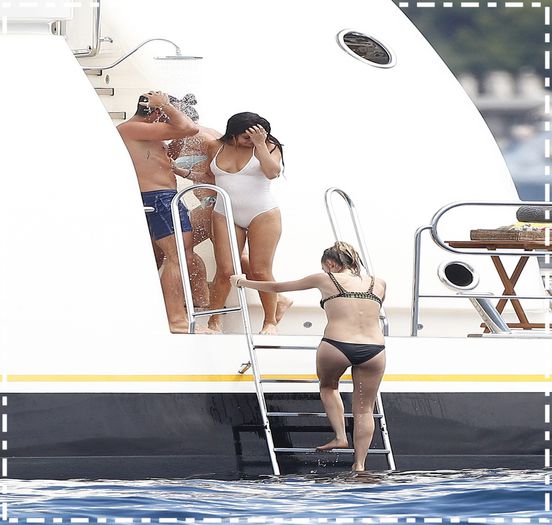  - xz - On - a - yacht - with - friends - in - Saint - Tropez - France x x x x x x x