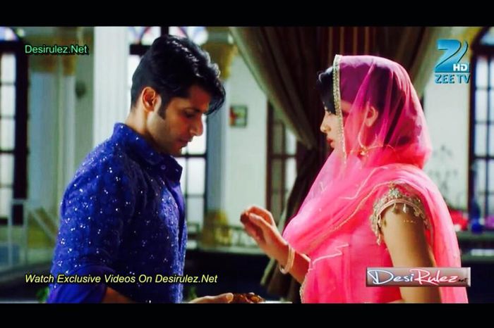BtXFlyCCUAAPMR4 - 15-Aahil si Sanam- nunta