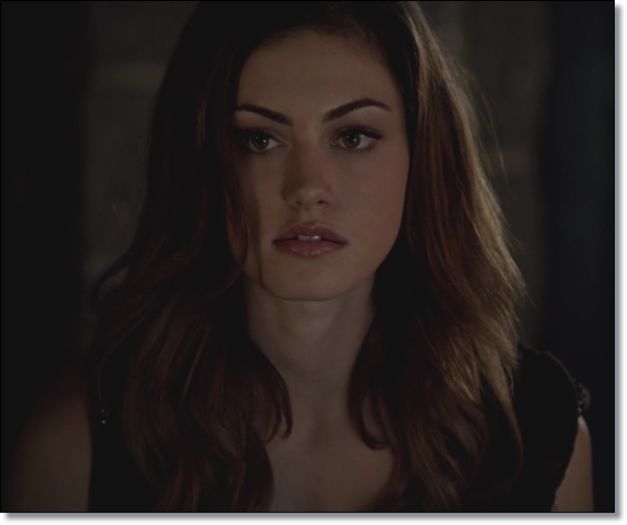 ✿ - Iarta-l Davina! Nu vezi cum face pe aici, ma face sa plang si nu vreau sa mi se intinda rimelul.