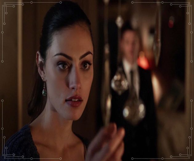 ✿ - Si am ramas singurica! :'( *isi ia bautura*