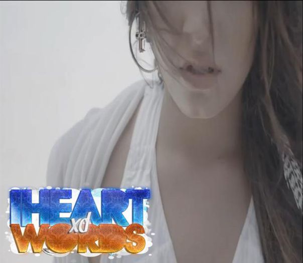 M-au privit fix in ochii si ma implorau sa mergem inapoi acasa.