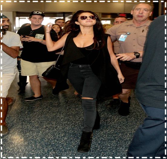  - xz - Arriving -at-the- airport - in -Mia mi -for -a -departing - flight x x x x x