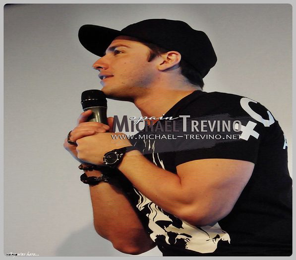 #► Care bea cu mine?... Cineva?... O musca macar?....=)))