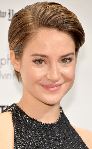 rs_634x1024-131203131757-634.Shailene-Woodley-Gotham-Awards-jmd-120313_copy