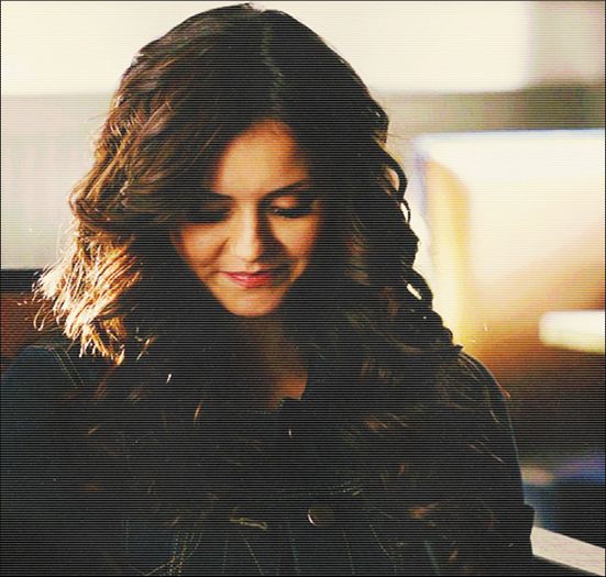 ♡❧`⇒.; Bravo =))) -se aruncă pe canapea-.