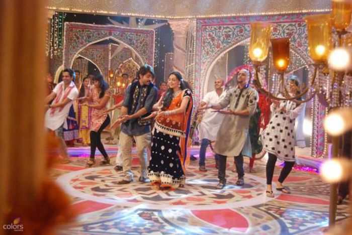 10430361_789180707770364_7955153478189395111_n - Rang Rasiya