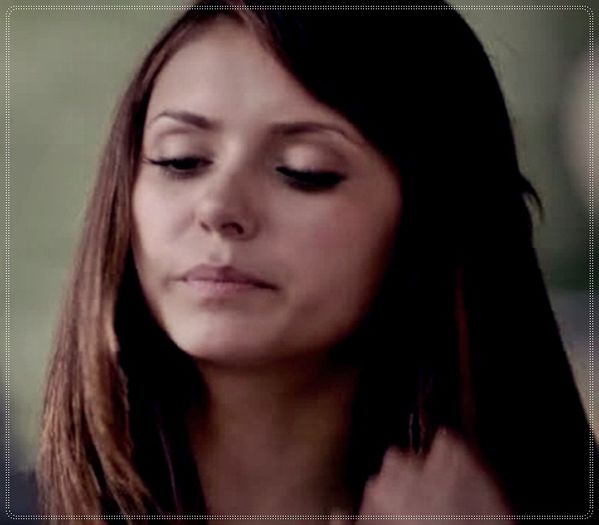 》*iese afara si sta in ploaie* =))