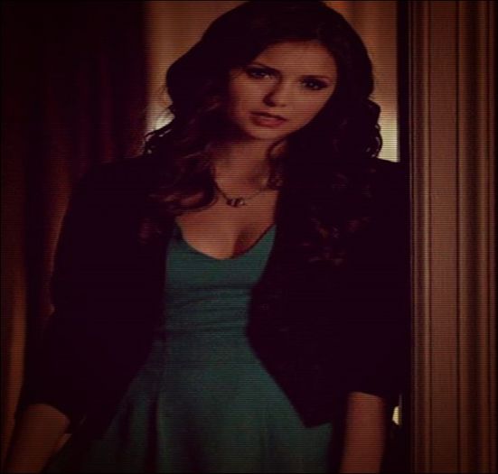 ♡❧`⇒.; ah, de la tine mirosea =))))))))) -se oprește caruselul *click*; se dă jos din el amețită și se împiedică- hopa =)))).
